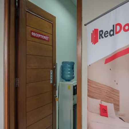 Reddoorz Plus Near Semanggi Jakarta Eksteriør bilde