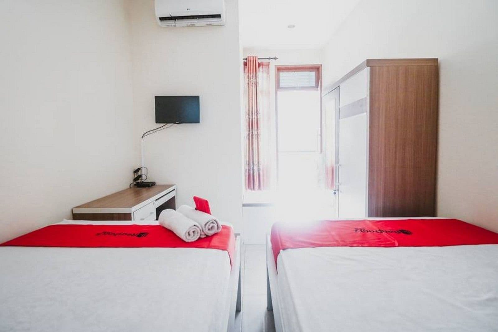 Reddoorz Plus Near Semanggi Jakarta Eksteriør bilde